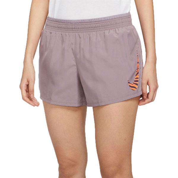 Nike ICON CLASH 10K SHORT Fialová M - Dámské běžecké šortky Nike